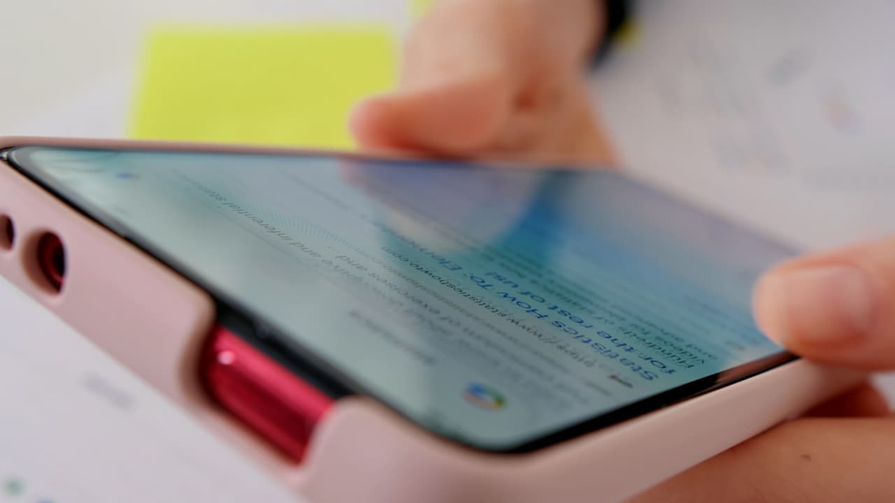 Defensores de inmigrantes demandan a LexisNexis por vender información privada al Servicio de Inmigración