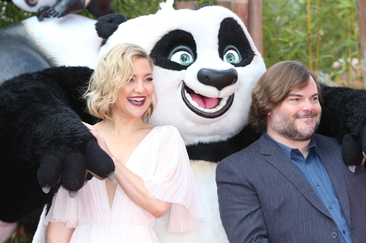 Pobre Jack, poco pudo hacer ante la belleza de Kate.