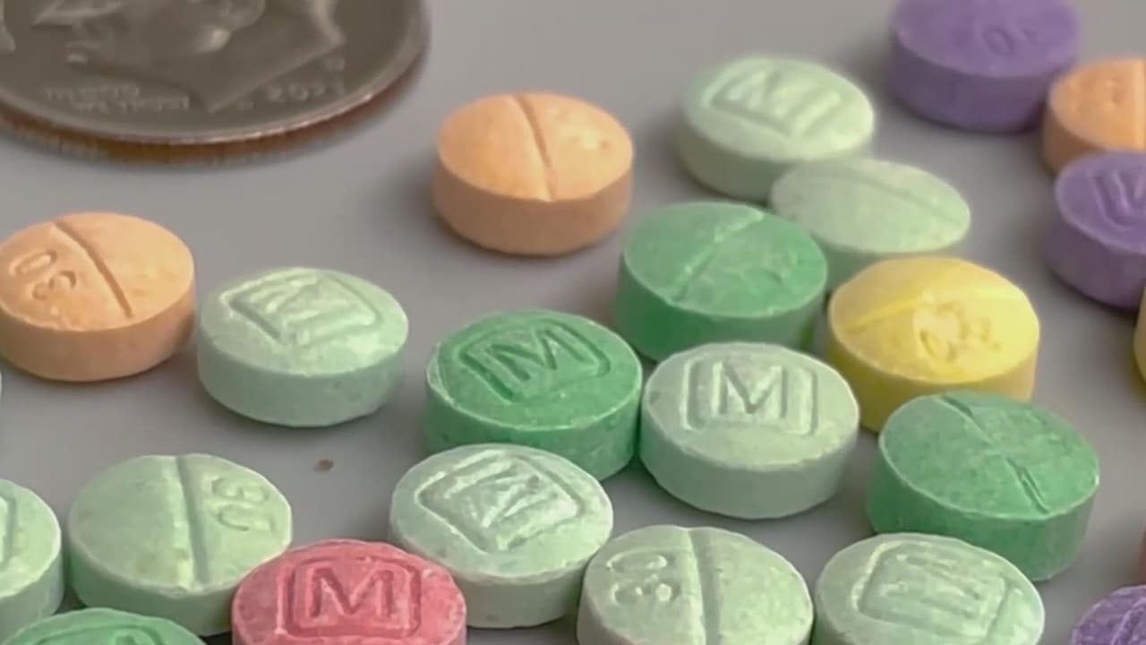 Policía de Delano ofrece seminario sobre los riesgos del consumo de fentanilo 