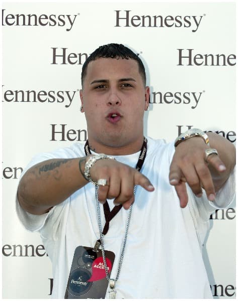 En 2004 tuvo algunos altibajos debido a una profunda depresión que le causó sobrepeso. Nicky Jam llegó a pesar 250 libras (113 kilos); sin embargo, no dejó de seguir produciendo temas exitosos.