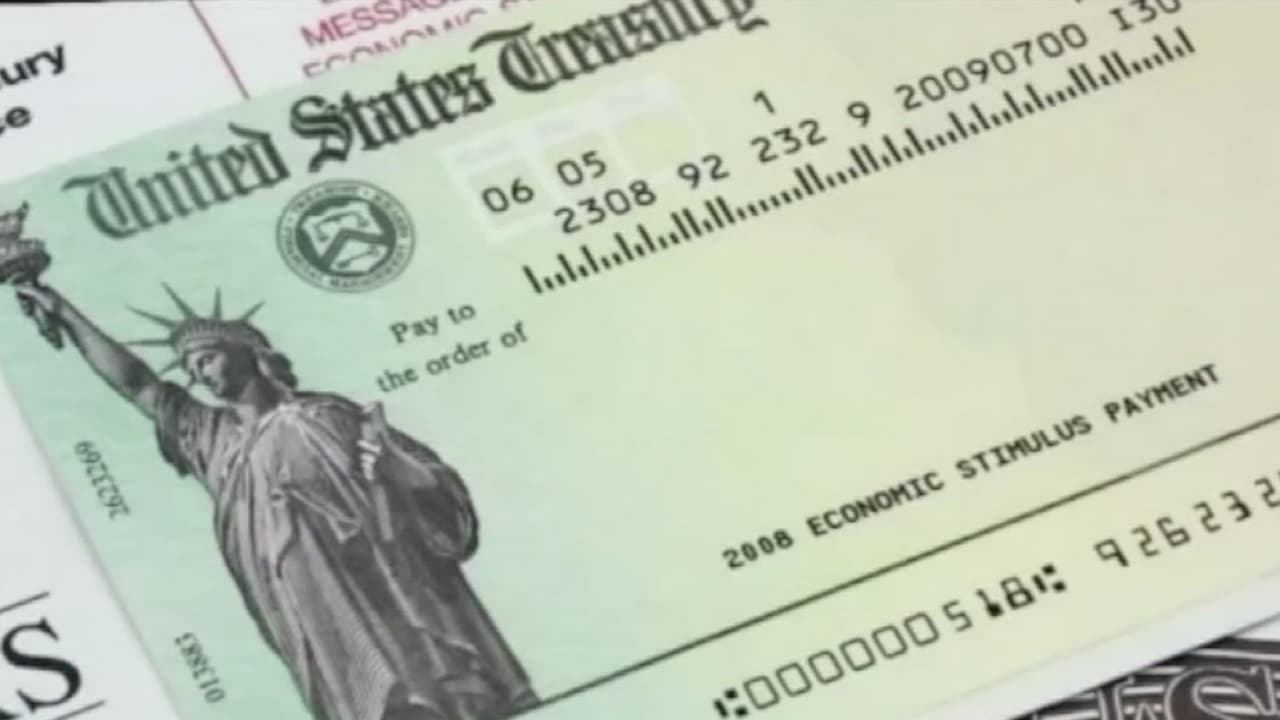 Grupo de venezolanos en el sur de Florida es acusado de robar miles de dólares en cheques de estímulo económico