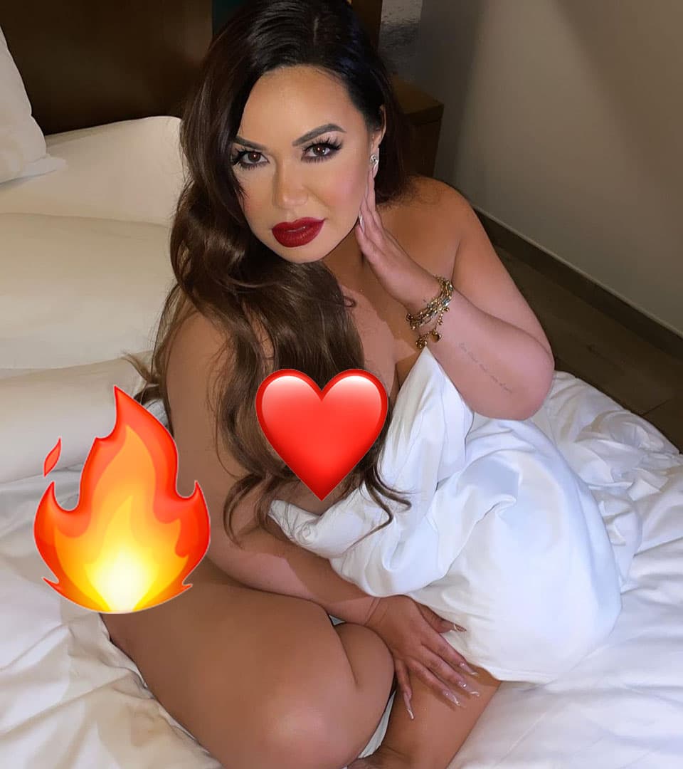 Chiquis Rivera rompió las redes al destaparse y mostrar su figura, tapada con apenas una sábana, haciendo que todos se fijen en sus curvas y la sensualidad que emite.