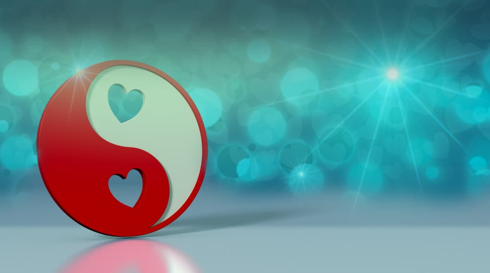 Seguramente has oído hablar del 
<a href="https://www.univision.com/horoscopos/predicciones-horoscopos/eres-un-amante-yin-o-yang-conoce-polaridad-y-encuentra-tu-pareja-ideal-fotos">yin y del yang</a>, la doble polaridad explicada en la esencia de la filosofía del Tao o taoísmo, también llamado “dao o el camino”, la antigua enseñanza que nos indica la dualidad del universo, vamos a darle una revisión.