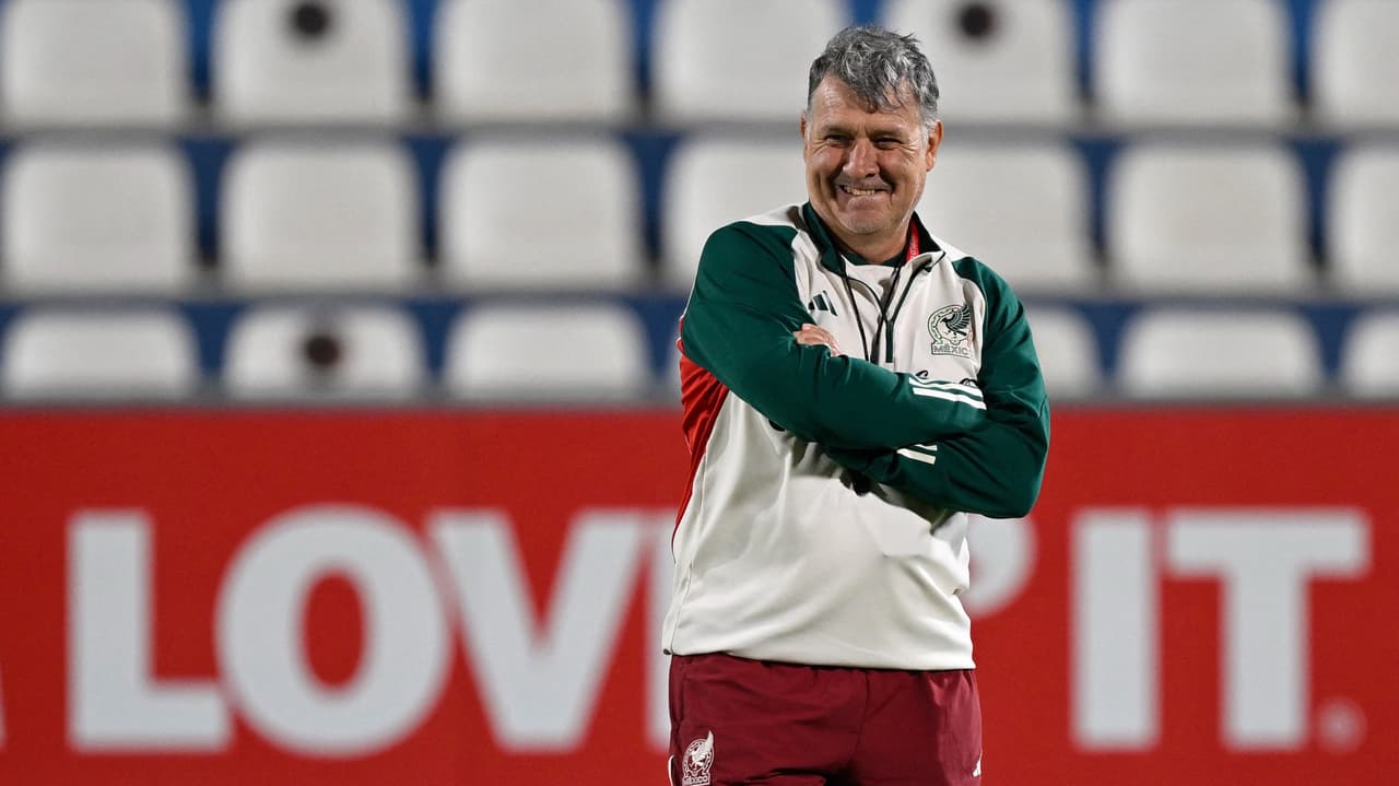 'Tata' Martino se acerca a Boca Juniors que ya despidió a Hugo Ibarra