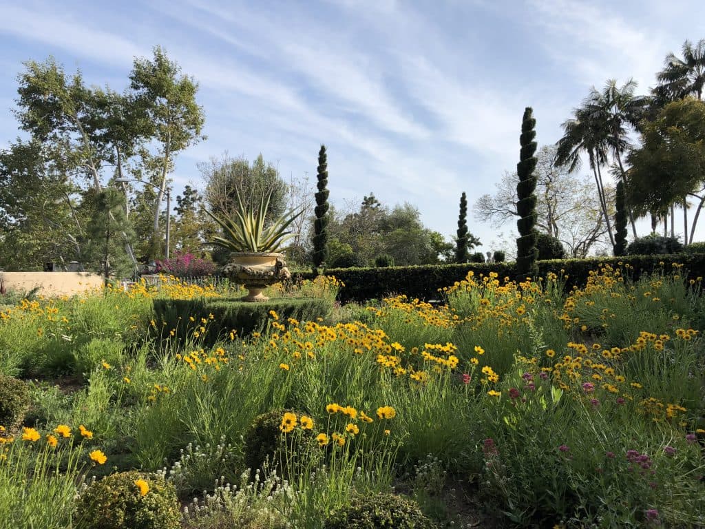 La casa es un símbolo histórico de Los Ángeles como la primera propiedad de lujo construida en el área del Beverly Hills.
