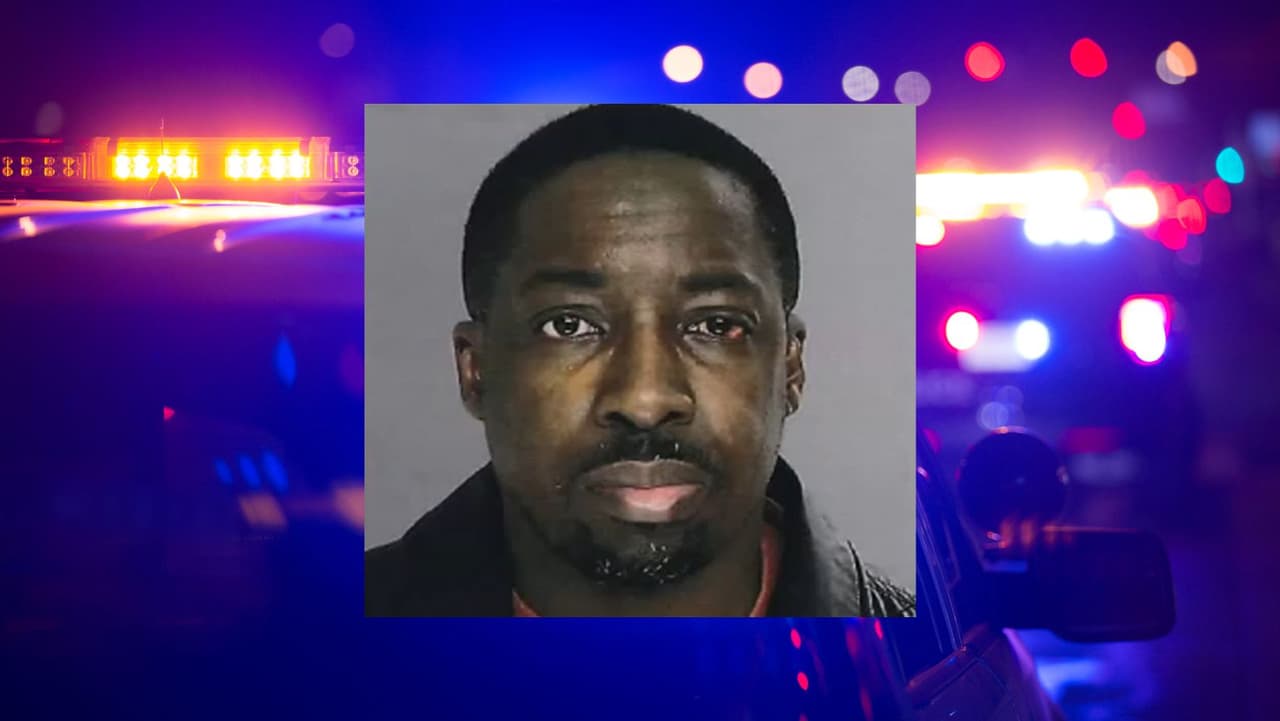 Alcalde enfrenta cargos por supuesto ataque a miembro del concejo