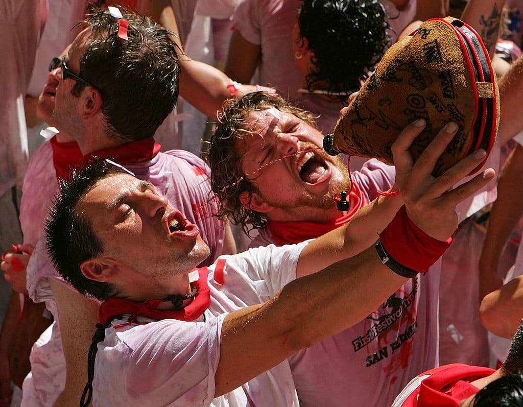 <b>Lugar 7. España.</b>
<br>
<br> Consumo per cápita:
<b>12.67 litros (2.78 galones).</b>