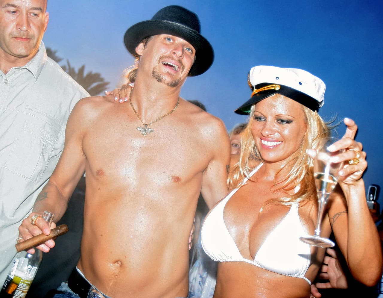 Su segundo esposo fue Kid Rock. Su relación comenzó en el año 2002. Se casaron el 29 de julio de 2006, en Saint-Tropez, al sur de Francia, cuando ella tenía 39 años y él 35. Su matrimonio solo duró un año, se divorciaron citando “diferencias irreconciliables”.