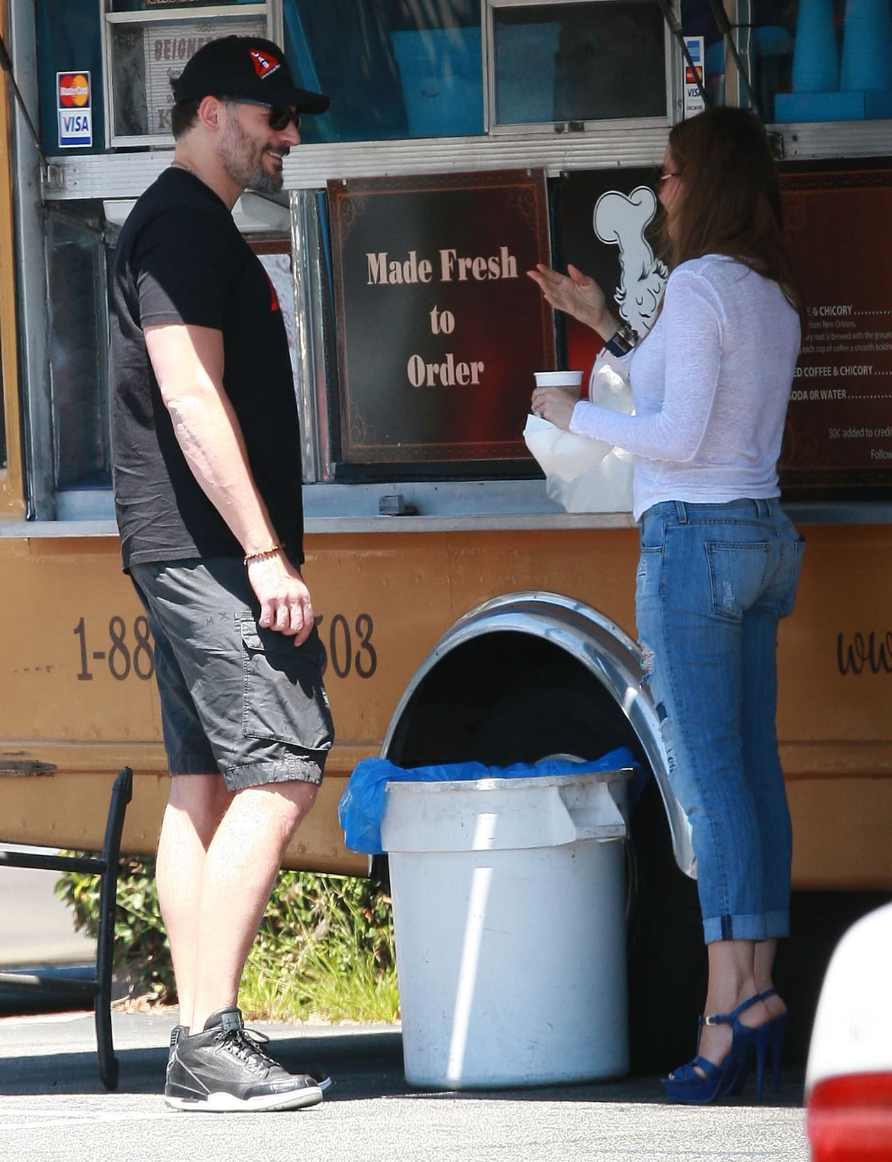 Pero no crean que fueron a un lujoso restaurante o se trató de una comida especial.