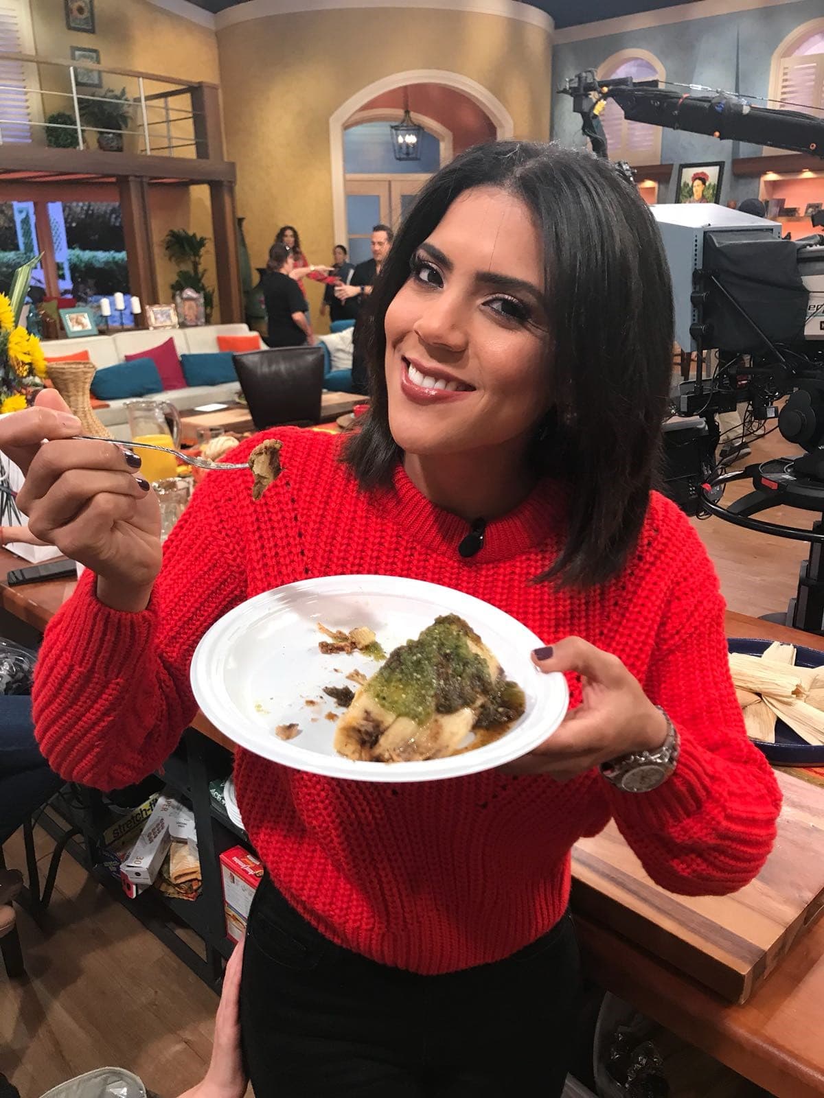 Francisca no dudó en romper la dieta, esta mañana era para consentirse.