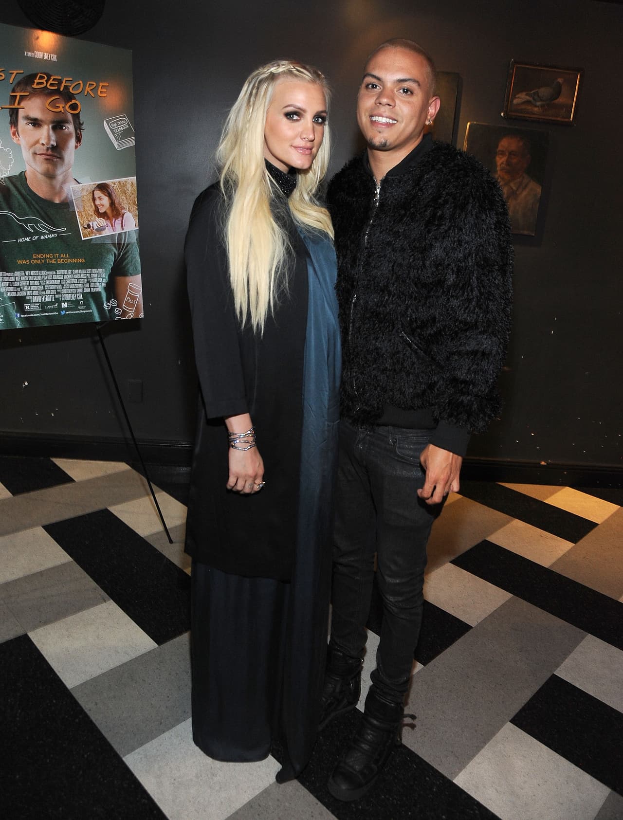 Él actúa en las última dos cintas de 'The Hunger Games'.