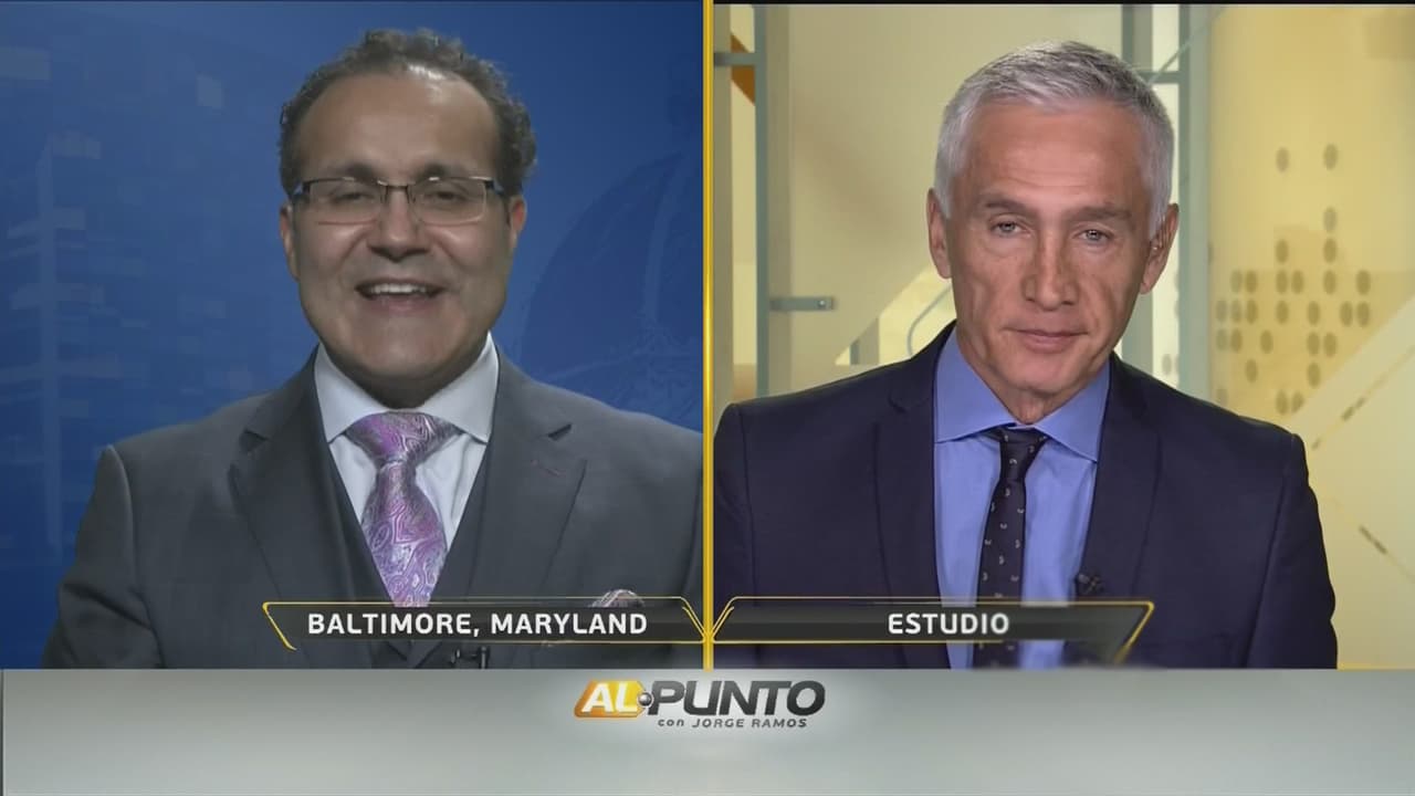 El Dr. Q le dijo a Jorge Ramos en los últimos 10 años ha realizado más de 2,500 cirugías y extirpado más de 2,000 tumores.