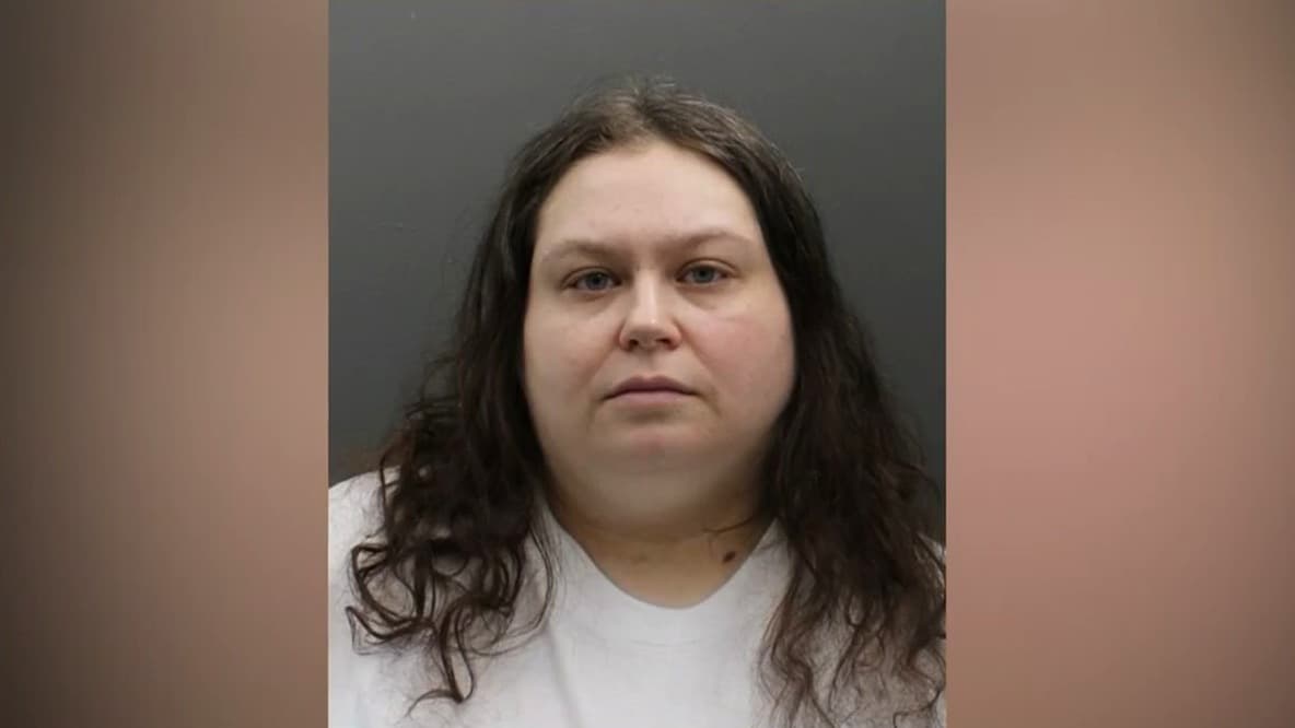 Acusan a mujer de jurar lealtad a ISIS y planear atentados contra edificios oficiales como el Capitolio