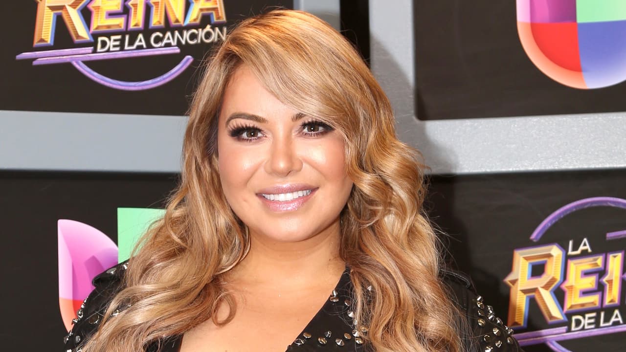 A Chiquis Rivera le gusta algo más que el nuevo 'look' de su novio Lorenzo Méndez