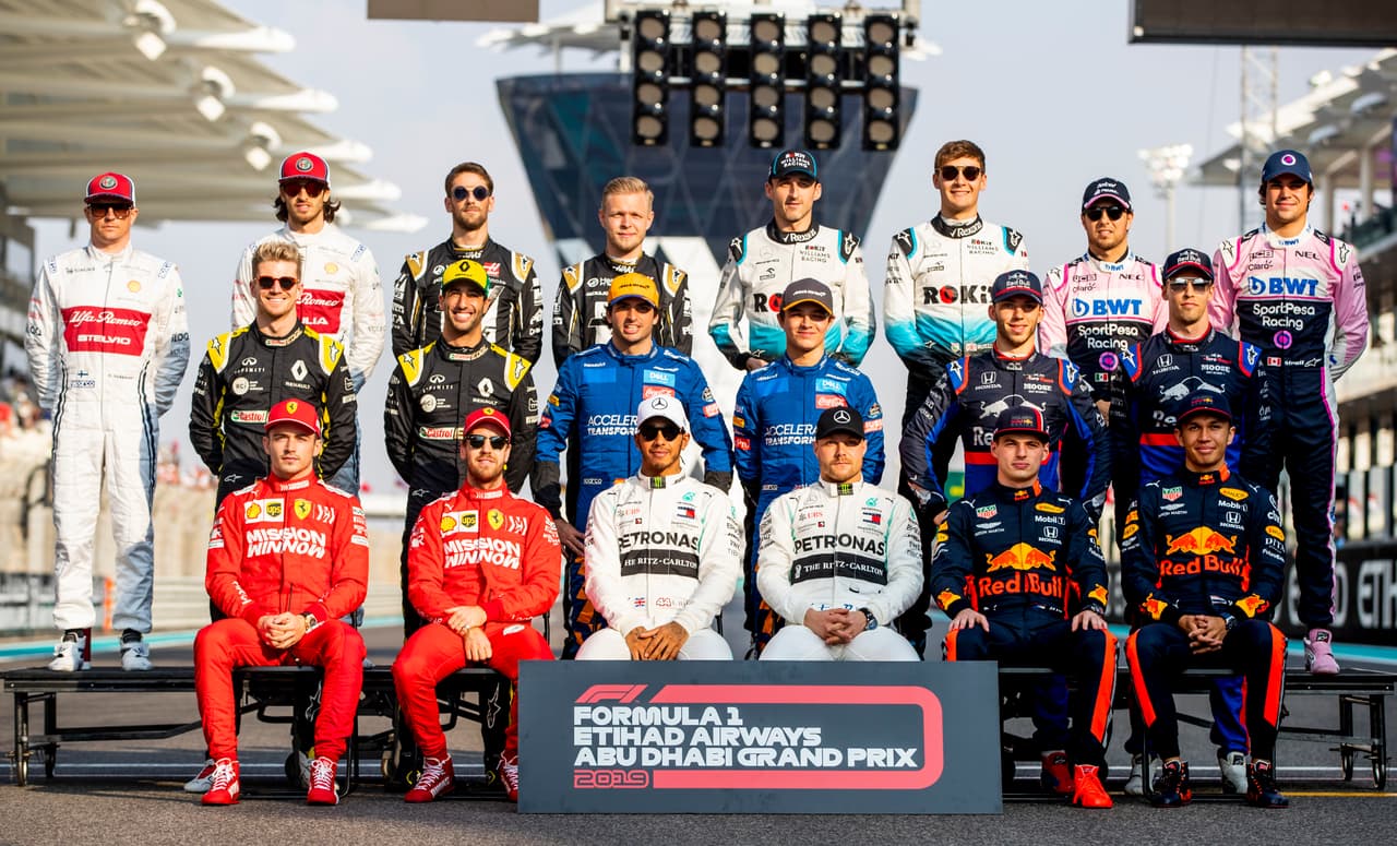 Lewis Hamilton es el primer piloto de la historia de la Formula 1 en liderar 19 Grandes Premios en una temporada. Nico Hulkenberg se retira de la Fórmula 1 y Hamilton comparte podio con Verstappen y Charles Leclerc.