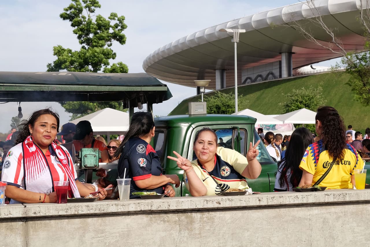 Los fanáticos de Chivas y América se alistan para el Clásico Nacional en la Jornada 11 del Clausura 2019 de la Liga MX.