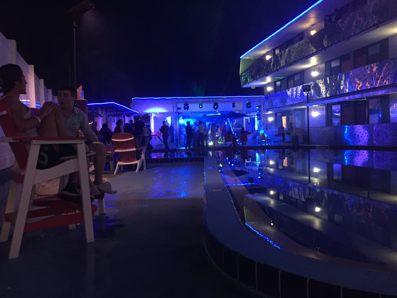 El club gay Revere, en Orlando, en la noche del 18 de junio, a una semana de la tragedia en Pulse.