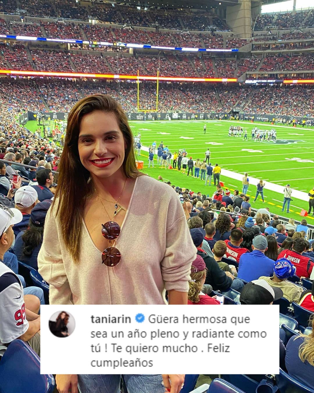 La conductora Tania Rincón le deseo en este día, que sea para ella un “año pleno” y le recordó el cariño que le tiene.