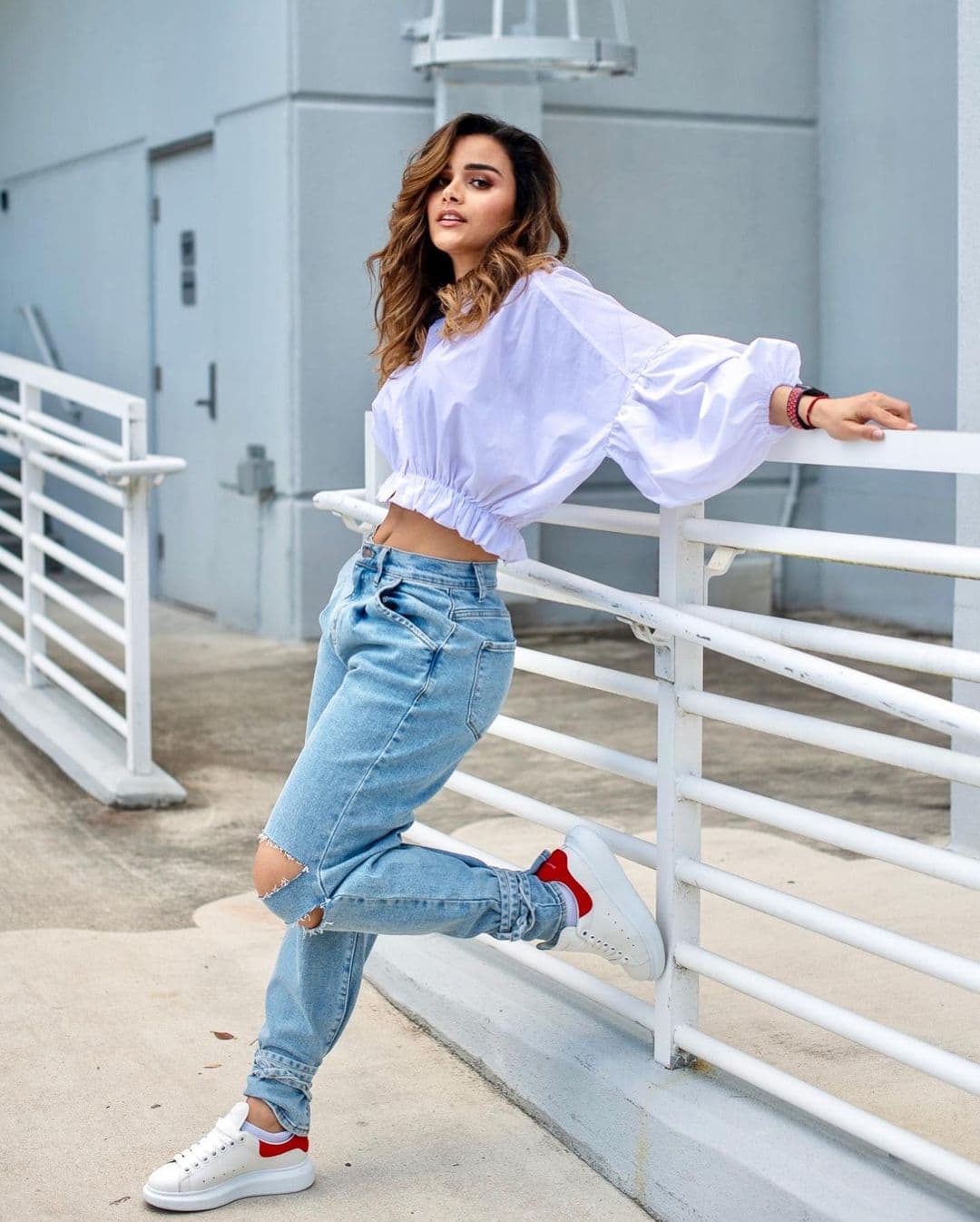 La dominicana no duda en lucir los resultados de sus rutinas de ejercicios, las cuales comparte a través de las redes sociales con todos sus seguidores.