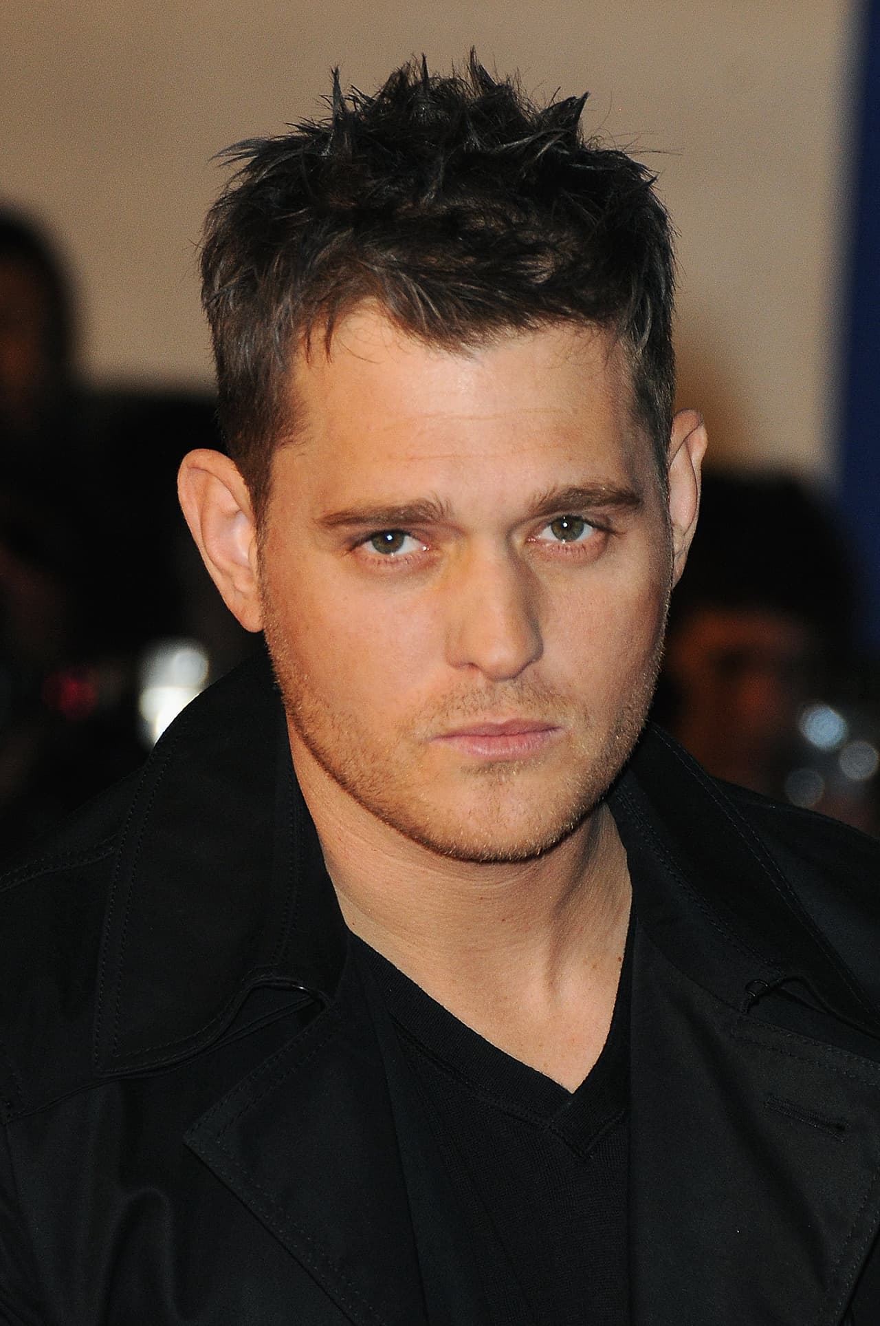 ¿Reconoces este rostro? Es del cantante Michael Bubblé, que con su voz romántica y porte pone nerviosas a sus fans.