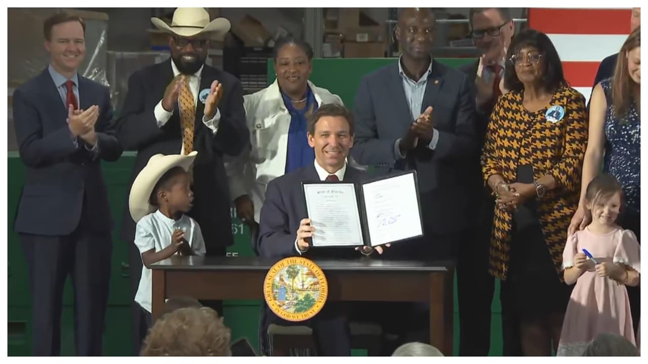 Gobernador Ron DeSantis firma nueva ley de inmigración en Florida; estas son las claves y por qué es la más dura en el país