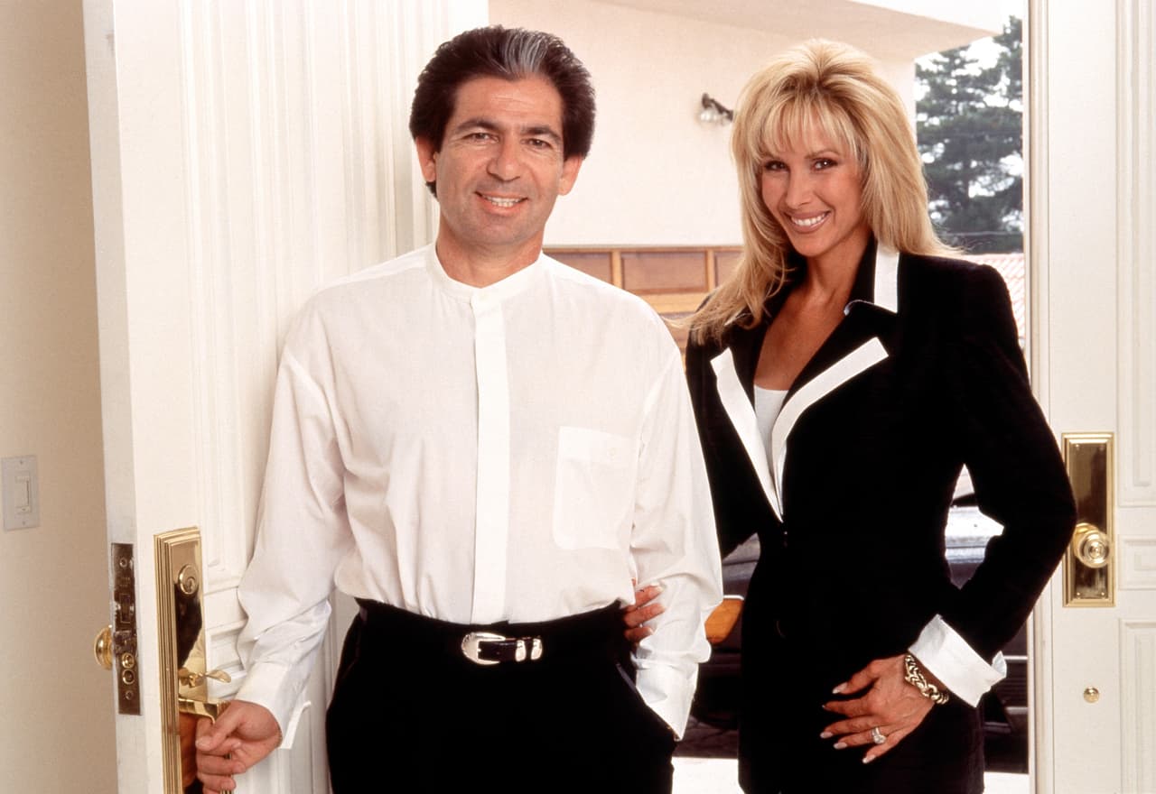 Robert Kardashian se volvió a casar en 2003, poco antes de fallecer, con la actriz Ellen Pierson (foto), de esta relación no tuvo hijos.