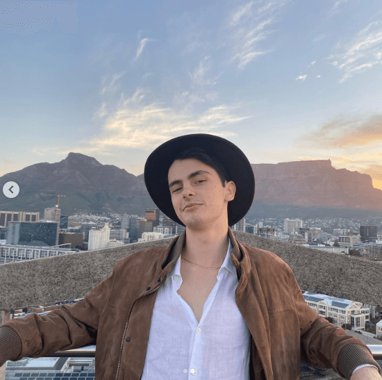 Los seguidores de Dylan de inmediato dejaron comentarios en los que aseguraron que es “muy talentoso” y debería dedicarse al mundo del entretenimiento.