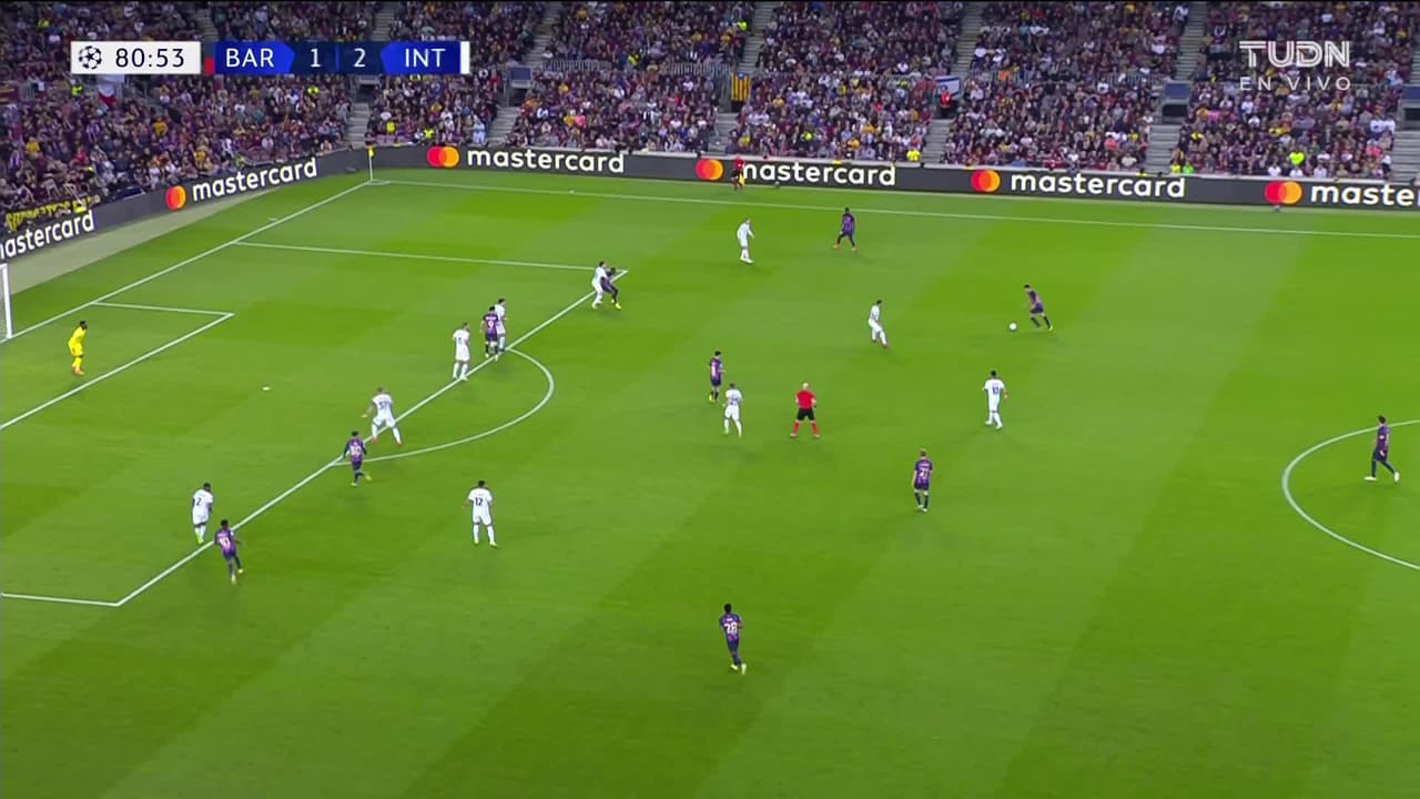 ¡GOL!  anota para FC Barcelona. Robert Lewandowski