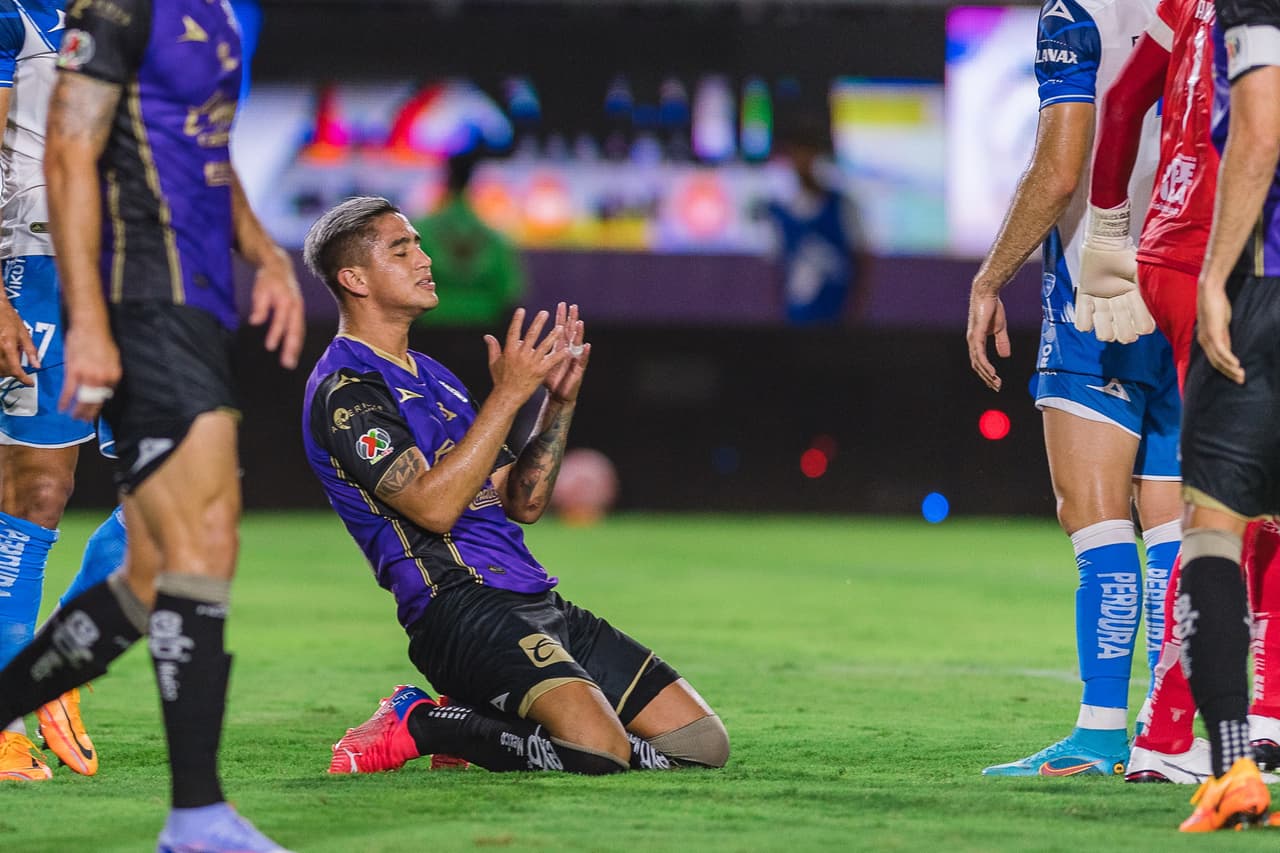 Puebla inauguró la Jornada 1 del Apertura 2022 con goleada en El Kraken ante Mazatlán FC. Los autores de los goles poblanos fueron Romero, Aristeguieta, Barragán y Escoto. Mientras que de parte de los locales, Eduardo Bello en dos ocasiones logró recortar distancia.
