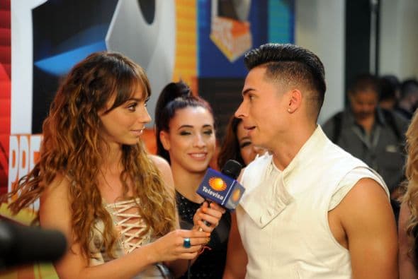 Como siempre, no puedes verlo todo en la televisión. Por eso, we always got your back con nuestro lente bien ubicado en el backstage.