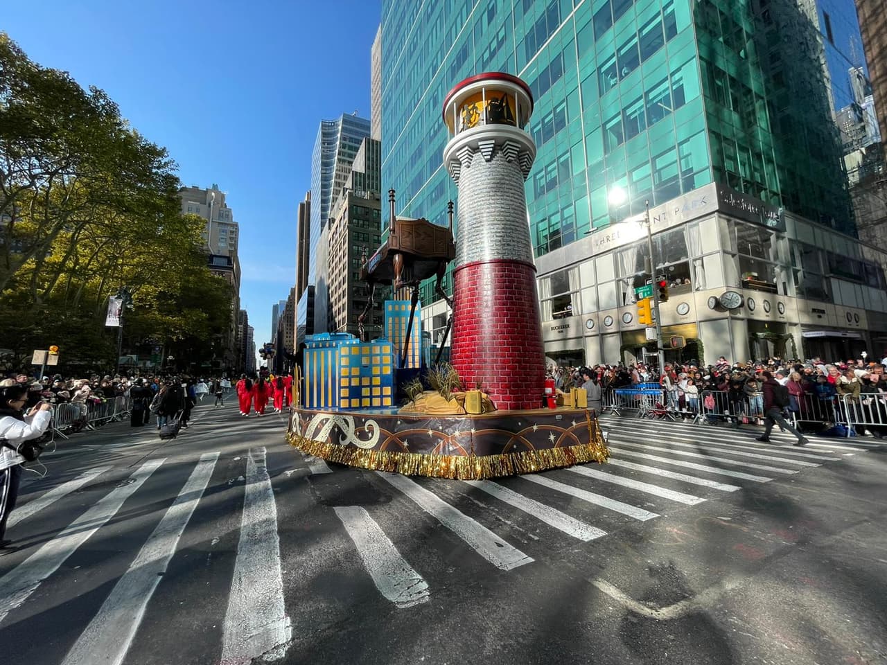 Además de los globos participaron carros alegóricos, 12 bandas, bailables y artistas.
<br>