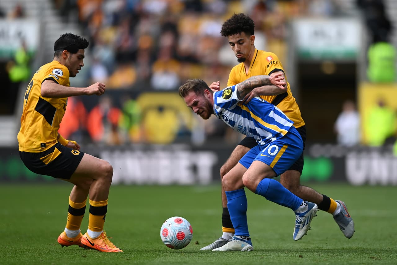 Brighton goleó 0-3 a Wolves de Raúl Jiménez en la Jornada 35.
