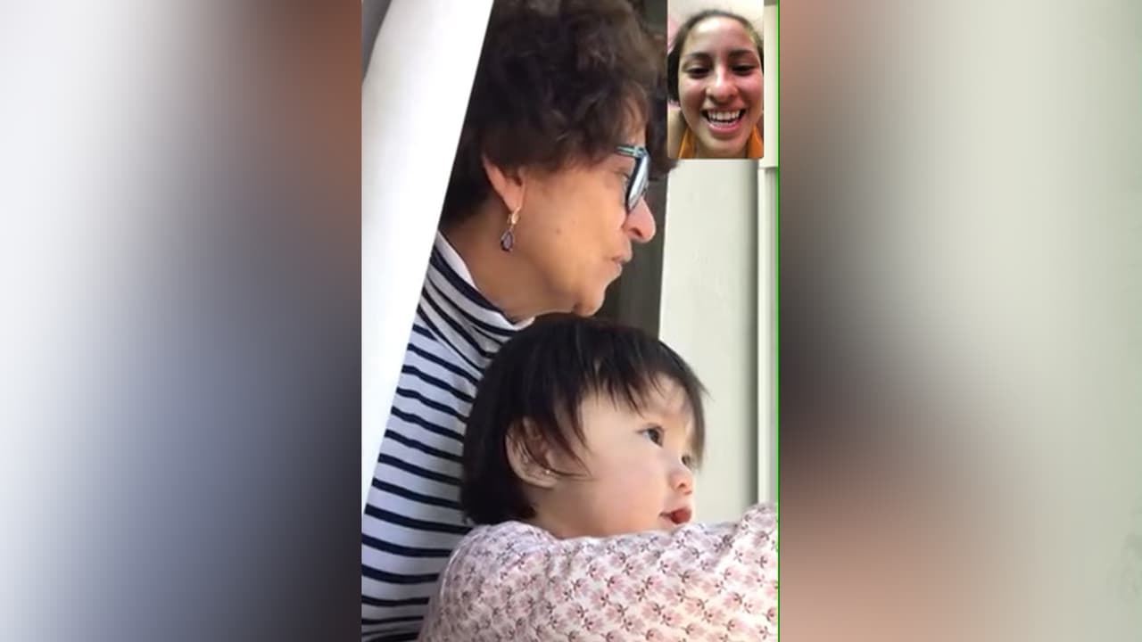 “En este caso, lamentablemente, el abogado cometió impericia porque debió saber que tenía el castigo permanente y que no podía regresar a EEUU si no pasaba 10 años”, continuó González 
<br>