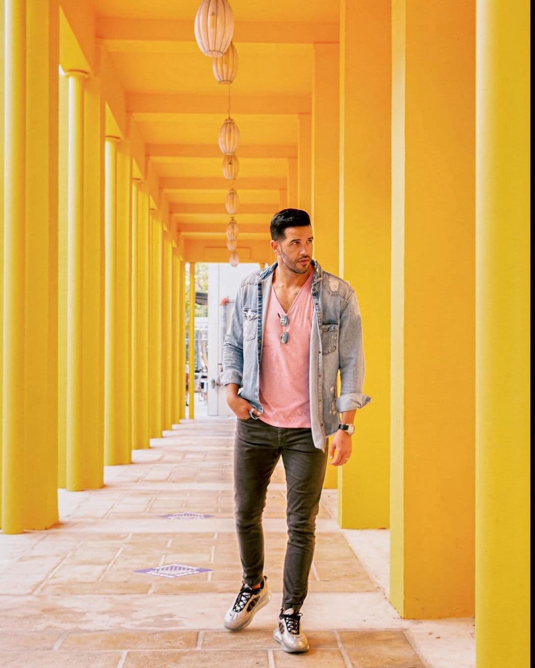 Además, Yisus mostró una linda imagen de una caminata por Miami.