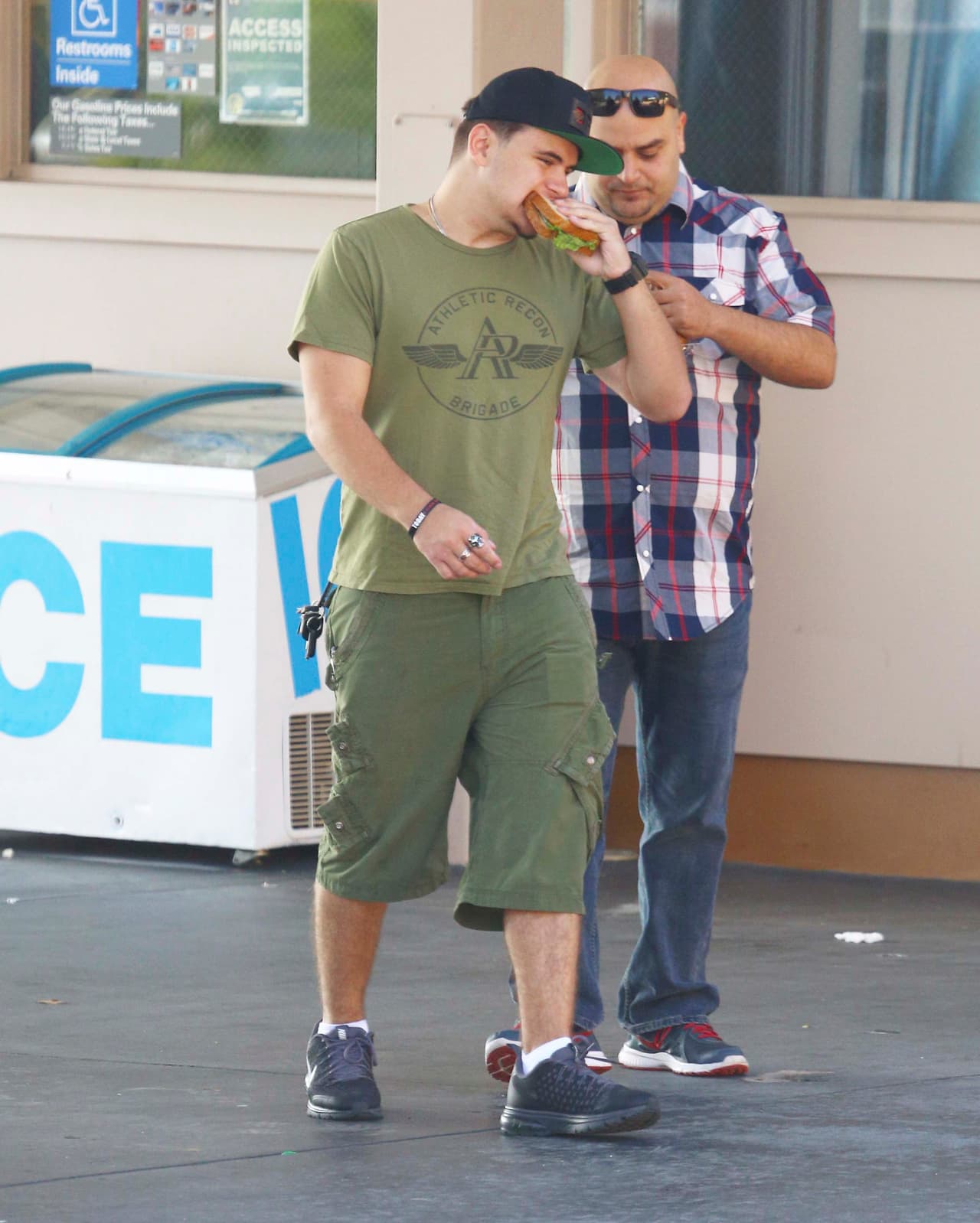 Sin duda aquel niño ya ha crecido y come muuuy bien.