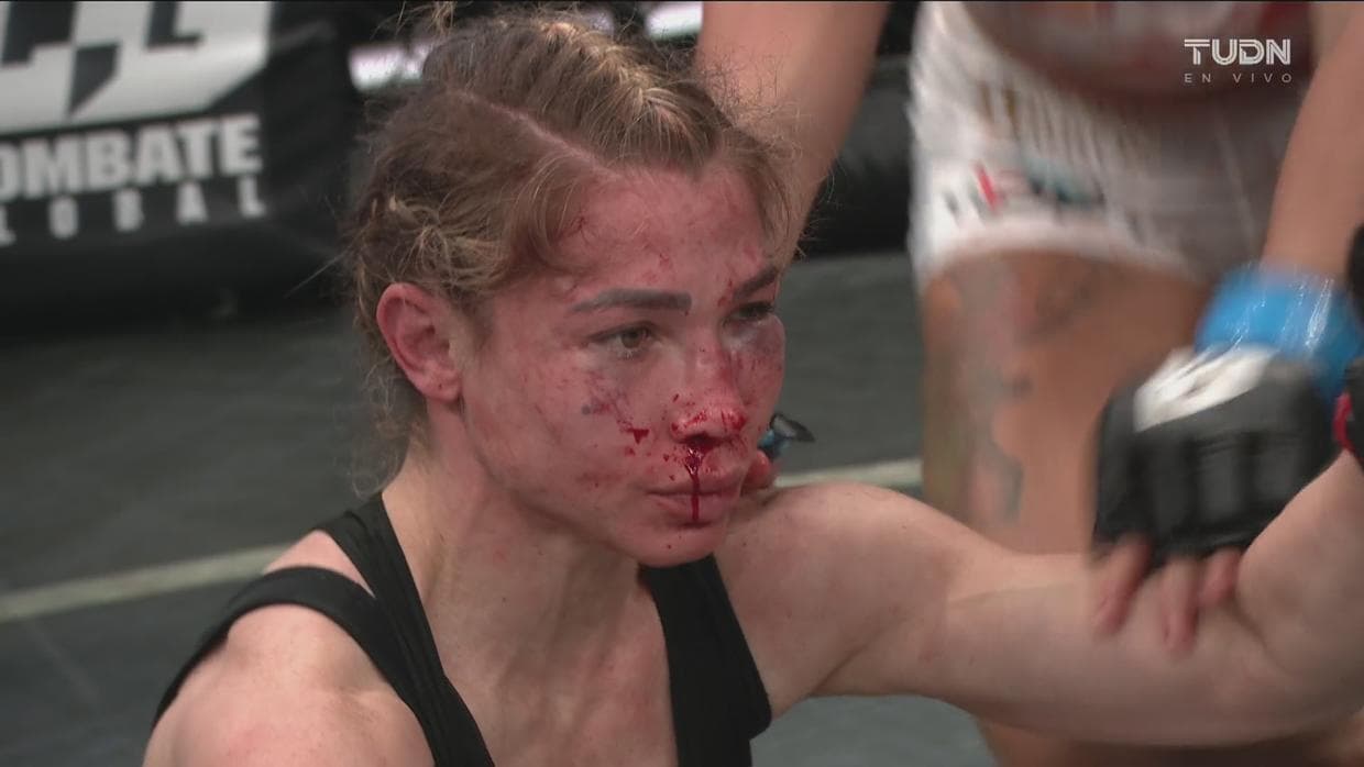 Dulce 'Sexy' García recibe una paliza de parte de Claudia Díaz