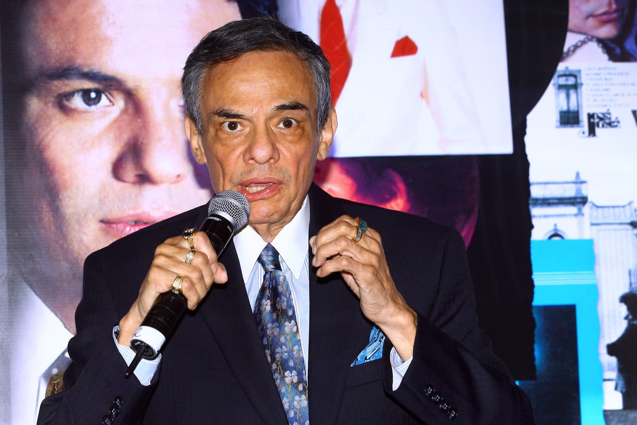 Cabe recordar que en marzo de 2017, el cantante anunció que padecía cáncer y en febrero de 2018 fue trasladado a Miami donde reside desde entonces.