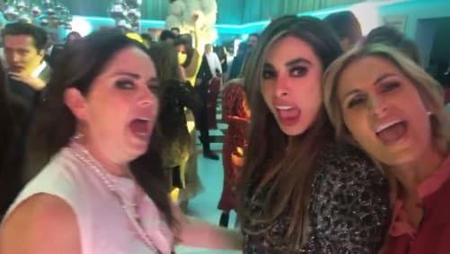 Cuburu compartió diversos clips en sus historias de Instagram donde evidenció el ambiente festivo del evento.