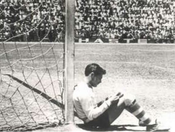 Cuando Jaime ‘Tubo’ Gómez se sentó a leer en el arco de Chivas y la venganza de Atlas