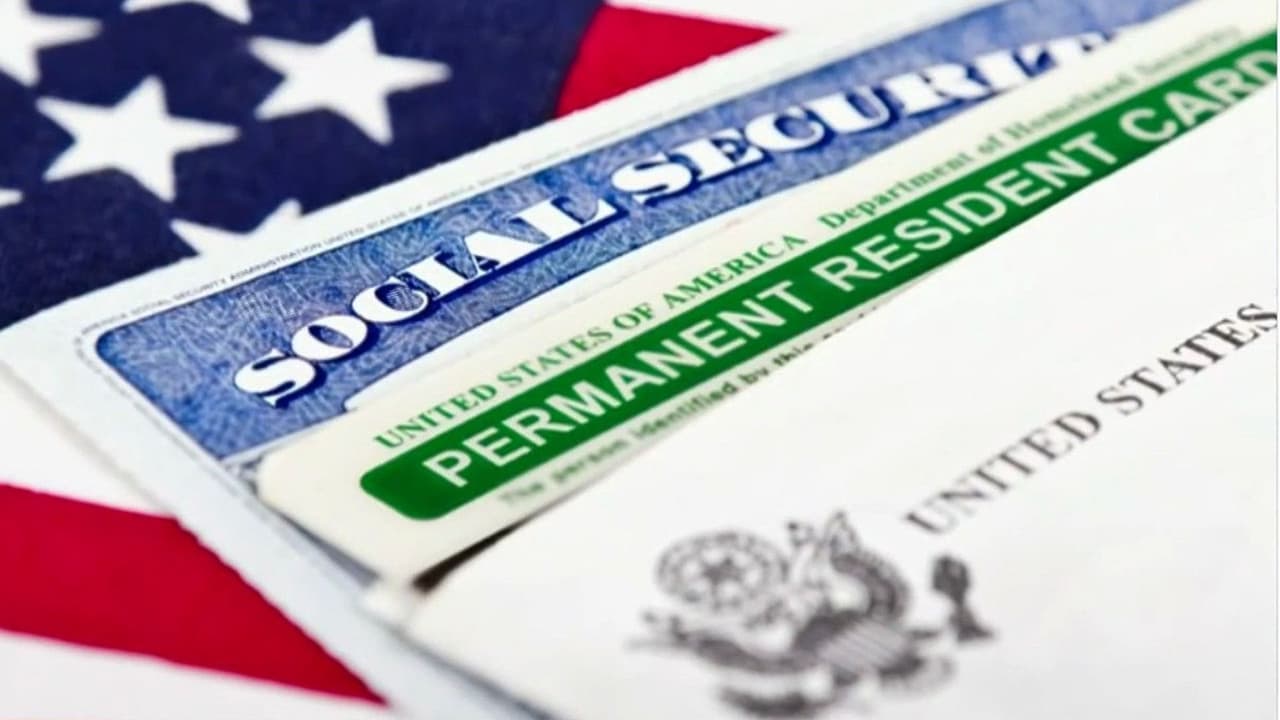 ICE ocultaría ubicación de migrantes y el IRS añade preguntas sobre estatus migratorio: Abogado analiza cambios en inmigración