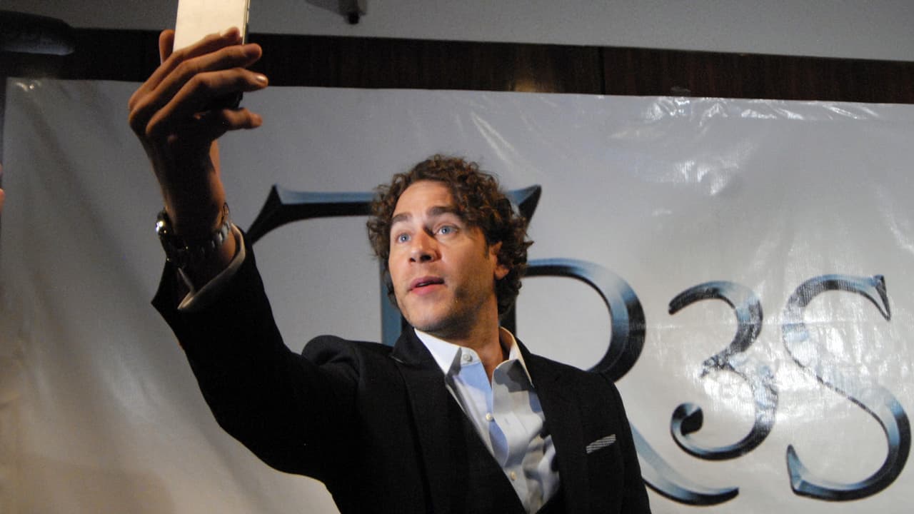 Carlos de la Mota fue el más bromista de la noche y también quiso compartir este gran momento con sus fans de Univision.