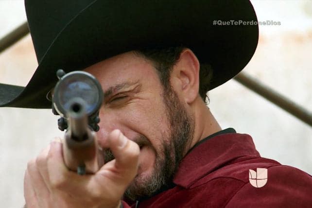 Pero Lucio poco a poco pagaría por todos sus crímenes.