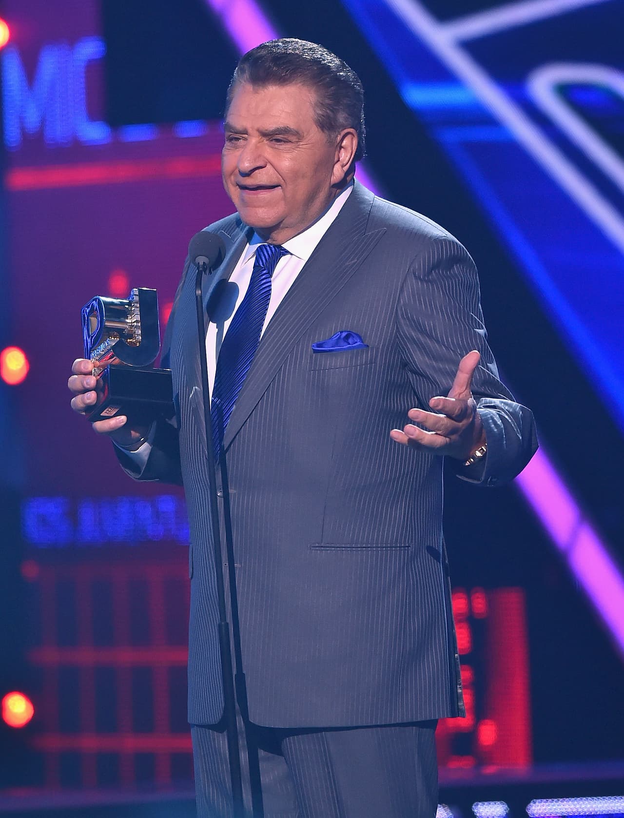 Mario Kreutzberger, mejor conocido como Don Francisco recibió un cálido homenaje por su larga y exitosa trayectoria en los Estados Unidos, siendo catalogado como una leyenda de la televisión hispana.