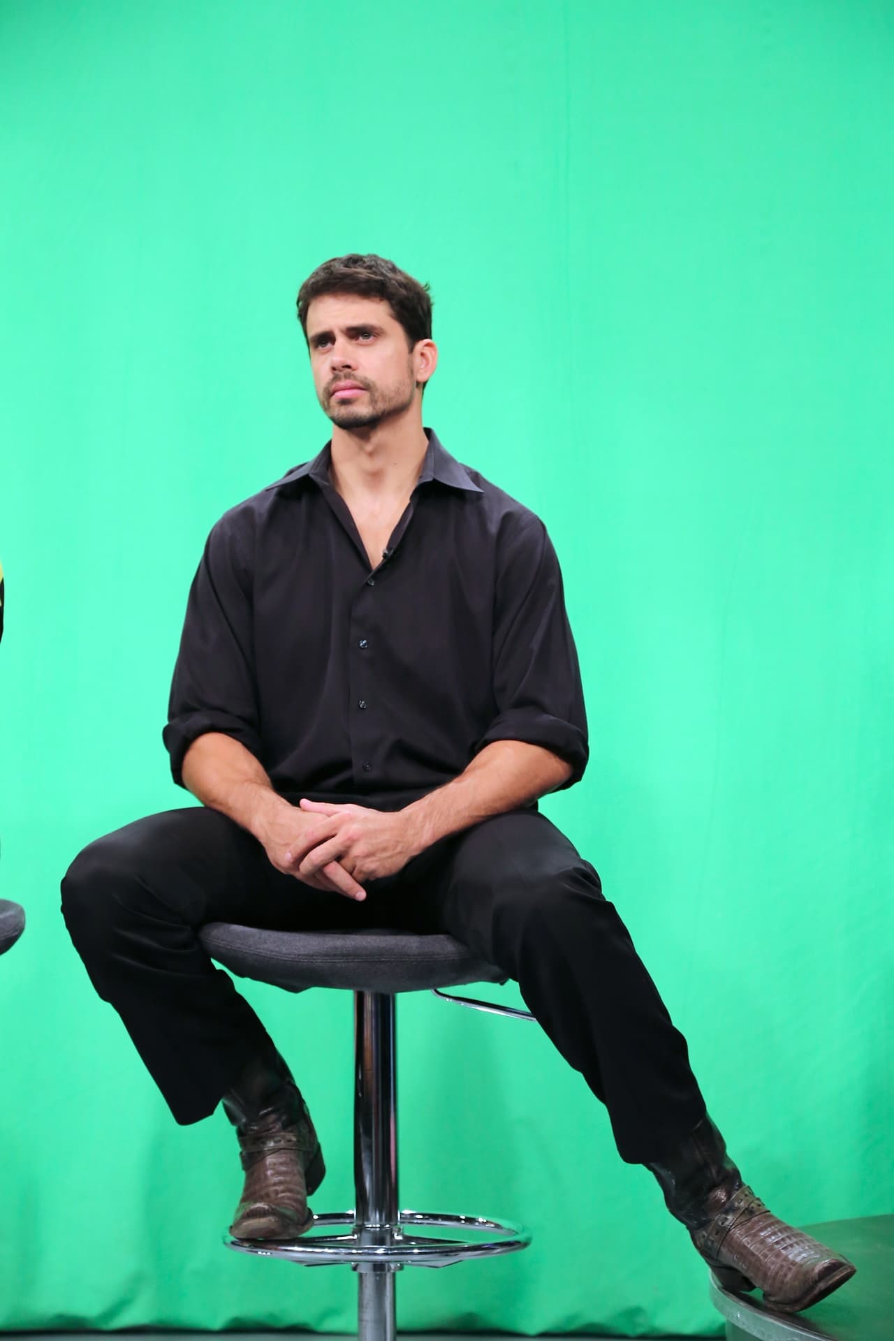 Falta muy poco para verlo en "Tres Veces Ana", ¡no dejes de verlo a partir del 23 de mayo por Univision!