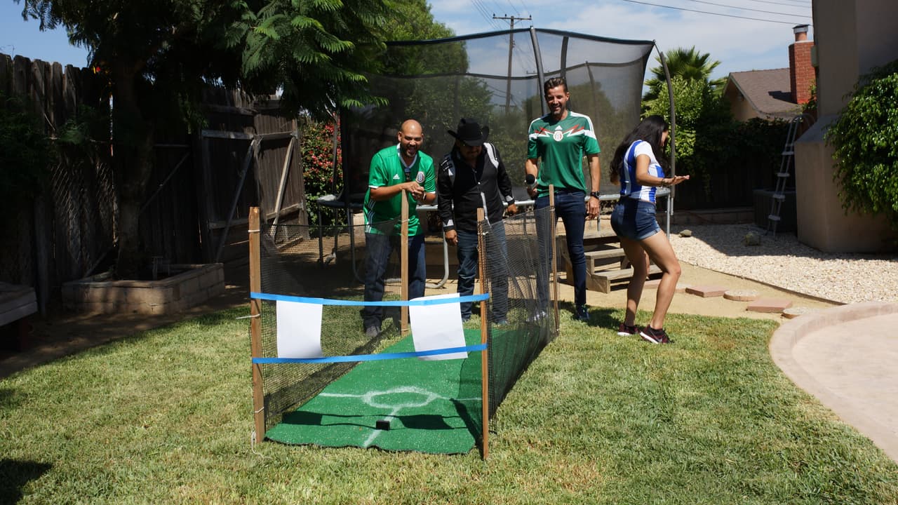 La Gallina Vidente llega al Gordo y La Flaca.