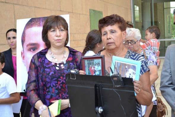 Continúa la batalla legal en el caso del joven asesinado por un agente de la Patrulla Fronteriza en la frontera de Arizona