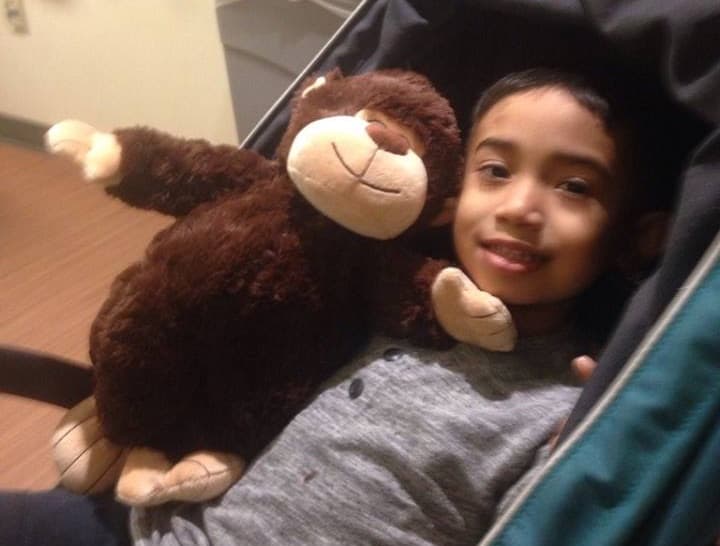 Por qué la vida de este niño de 6 años depende de lograr un donante hispano