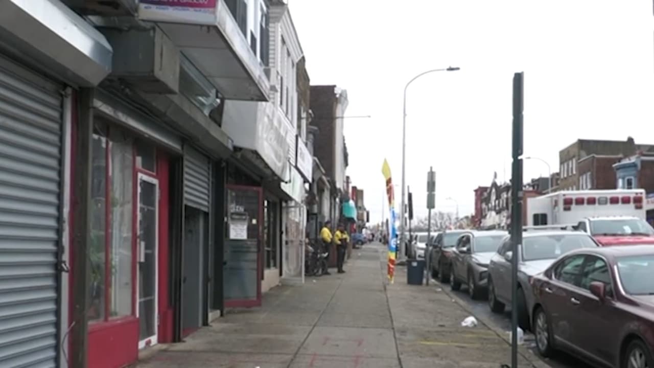 Comerciantes hispanos se hartan de los robos en Filadelfia: "Trabajamos aterrorizados"