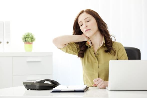 La espalda. Esta región puede verse particularmente afectada si pasas sentada muchas horas.