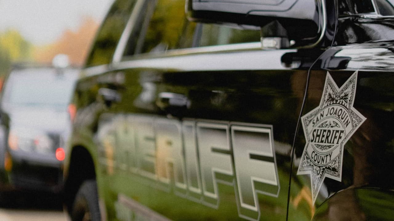 Evacúan preparatoria en Stockton por supuesta amenaza de bomba